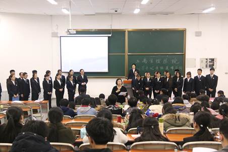 说明: 班导师点评