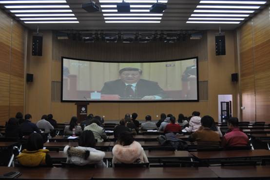 学院2.JPG